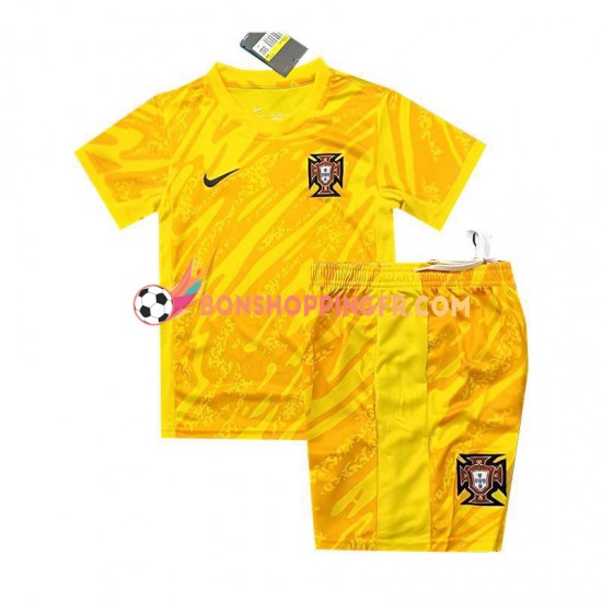 Maillot Domicile Portugal Gardien Euro 2024 Jaune Manches Courtes Jeune Enfant(+shorts)