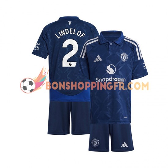 Maillot Extérieur Manchester United Victor Lindelof 2 2024-2025 Rouge Manches Courtes Jeune Enfant(+shorts)