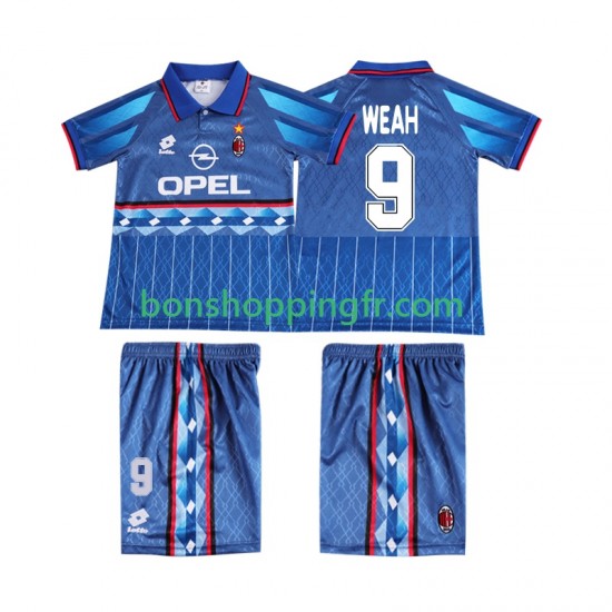 Maillot Rétro Extérieur AC Milan WEAH 9 1995 1996 Manches Courtes Jeune Enfant(+shorts) Maillot Rétro Extérieur AC Milan WEAH 9 1995 1996 Manches Courtes Jeune Enfant(+shorts)