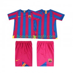 Maillot Rétro Domicile FC Barcelone 2005 2006 Manches Courtes Jeune Enfant(+shorts)
