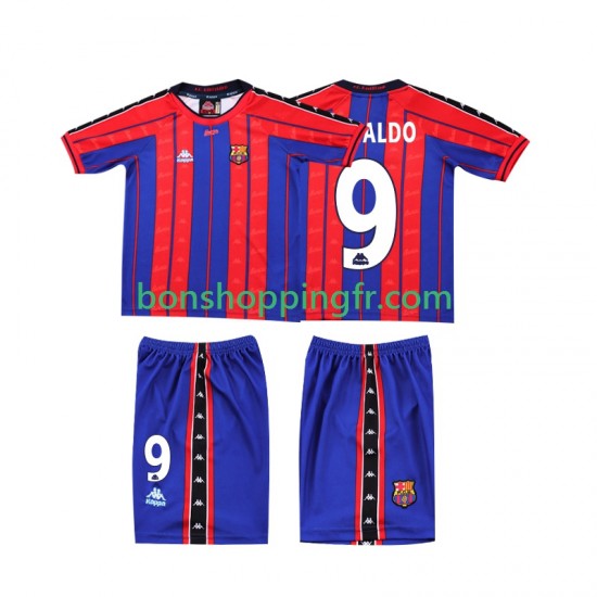 Maillot Rétro Domicile FC Barcelone Ronaldo 9 1997 1998 Manches Courtes Jeune Enfant(+shorts) Maillot Rétro Domicile FC Barcelone Ronaldo 9 1997 1998 Manches Courtes Jeune Enfant(+shorts)
