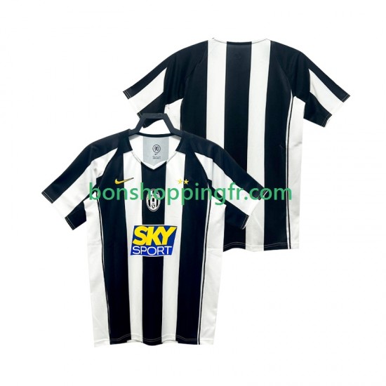 Maillot Rétro Domicile Juventus 2004 2005 Manches Courtes Homme Maillot Rétro Domicile Juventus 2004 2005 Manches Courtes Homme