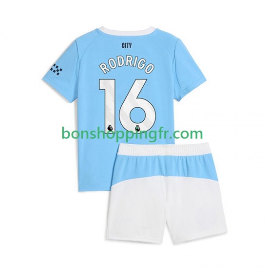 Maillot Domicile Manchester City Rodrigo Hernandez 16 2025-2026 Manches Courtes Jeune Enfant(+shorts) Maillot Domicile Manchester City Rodrigo Hernandez 16 2025-2026 Manches Courtes Jeune Enfant(+shorts)