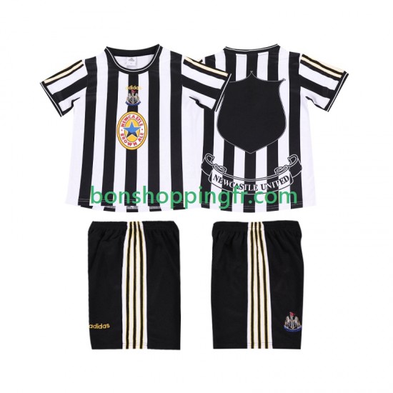 Maillot Rétro Domicile Newcastle United 1997 1999 Manches Courtes Jeune Enfant(+shorts) Maillot Rétro Domicile Newcastle United 1997 1999 Manches Courtes Jeune Enfant(+shorts)