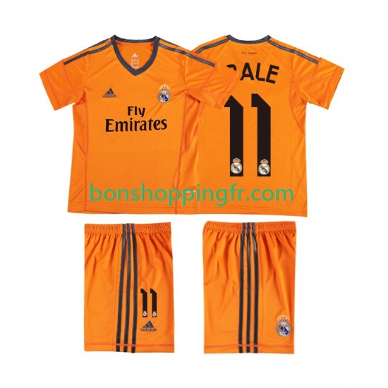 Maillot Rétro 3ème Real Madrid BALE 11 2013 2014 Manches Courtes Jeune Enfant(+shorts) Maillot Rétro 3ème Real Madrid BALE 11 2013 2014 Manches Courtes Jeune Enfant(+shorts)