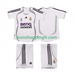 Maillot Rétro Domicile Real Madrid 2006 2007 Manches Courtes Jeune Enfant(+shorts)