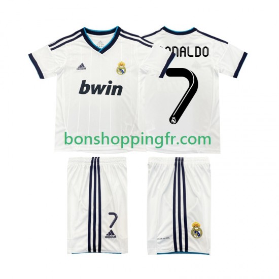 Maillot Rétro Domicile Real Madrid Cristiano Ronaldo 7 2012 2013 Manches Courtes Jeune Enfant(+shorts) Maillot Rétro Domicile Real Madrid Cristiano Ronaldo 7 2012 2013 Manches Courtes Jeune Enfant(+shorts)