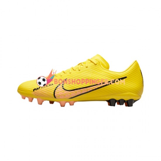 Nike Air Zoom Mercurial Vapor XV Academy AG Lucent Chaussures de football Rose Jaune