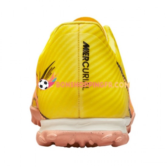 Nike Air Zoom Mercurial Vapor XV Academy TF Lucent Chaussures de football Rose Jaune