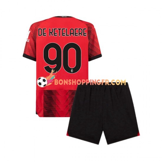Maillot Domicile AC Milan Charles De Ketelaere 90 2023-2024 Manches Courtes Jeune Enfant(+shorts)