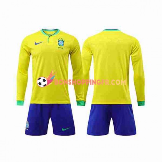 Maillot Domicile Brésil Coupe du Monde 2022 Manches Longues Jeune Enfant(+shorts)