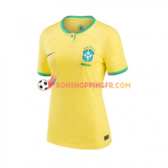 Maillot Domicile Brésil Coupe du Monde 2022 Manches Courtes Femme