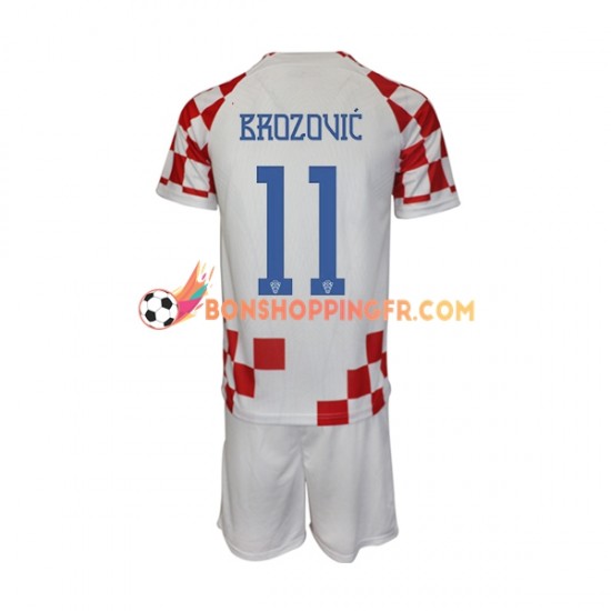 Maillot Domicile Croatie Brozovic 11 Coupe du Monde 2022 Manches Courtes Jeune Enfant(+shorts)