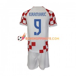 Maillot Domicile Croatie Kramaric 9 Coupe du Monde 2022 Manches Courtes Jeune Enfant(+shorts)