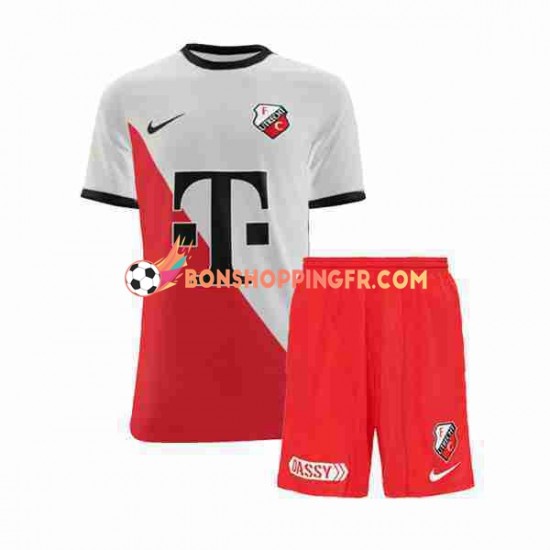 Maillot Domicile FC Utrecht 2022-2023 Manches Courtes Jeune Enfant(+shorts)