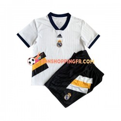 Maillot Rétro Domicile Real Madrid Icon 2022-2023 Manches Courtes Jeune Enfant(+shorts)