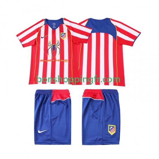 Maillot Rétro Domicile Atlético Madrid 2004 2005 Manches Courtes Jeune Enfant(+shorts) Maillot Rétro Domicile Atlético Madrid 2004 2005 Manches Courtes Jeune Enfant(+shorts)