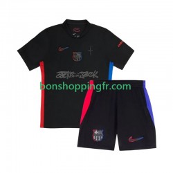 Maillot Extérieur FC Barcelone TRAVIS SCOTT 2024-2025 Manches Courtes Jeune Enfant(+shorts)