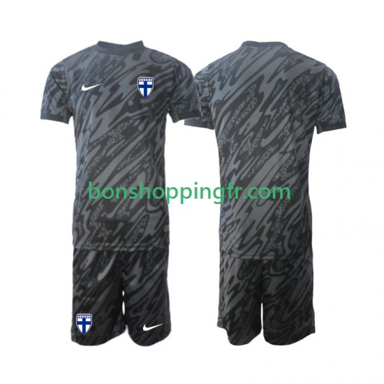Maillot Domicile Finlande Gardien 2024 Manches Courtes Jeune Enfant(+shorts) Maillot Domicile Finlande Gardien 2024 Manches Courtes Jeune Enfant(+shorts)