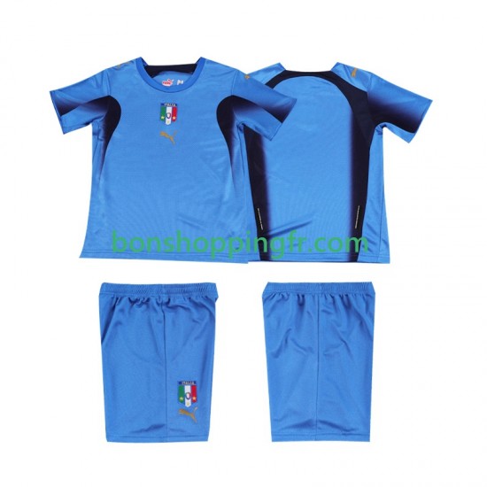 Maillot Rétro Domicile Italie 2006 Manches Courtes Jeune Enfant(+shorts) Maillot Rétro Domicile Italie 2006 Manches Courtes Jeune Enfant(+shorts)