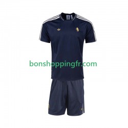 Maillot Domicile Juventus Icons 2025-2026 Manches Courtes Jeune Enfant(+shorts)