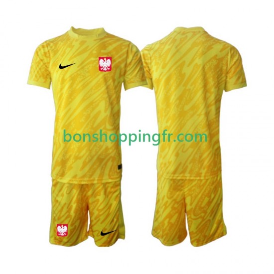 Maillot Domicile Pologne Gardien 2024 Manches Courtes Jeune Enfant(+shorts) Maillot Domicile Pologne Gardien 2024 Manches Courtes Jeune Enfant(+shorts)