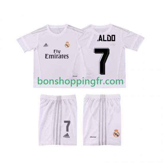 Maillot Rétro Domicile Real Madrid Cristiano Ronaldo 7 2015 2016 Manches Courtes Jeune Enfant(+shorts) Maillot Rétro Domicile Real Madrid Cristiano Ronaldo 7 2015 2016 Manches Courtes Jeune Enfant(+shorts)