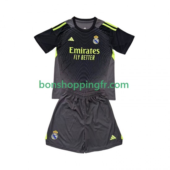 Maillot 3ème Real Madrid Gardien 2025-2026 Manches Courtes Jeune Enfant(+shorts) Maillot 3ème Real Madrid Gardien 2025-2026 Manches Courtes Jeune Enfant(+shorts)
