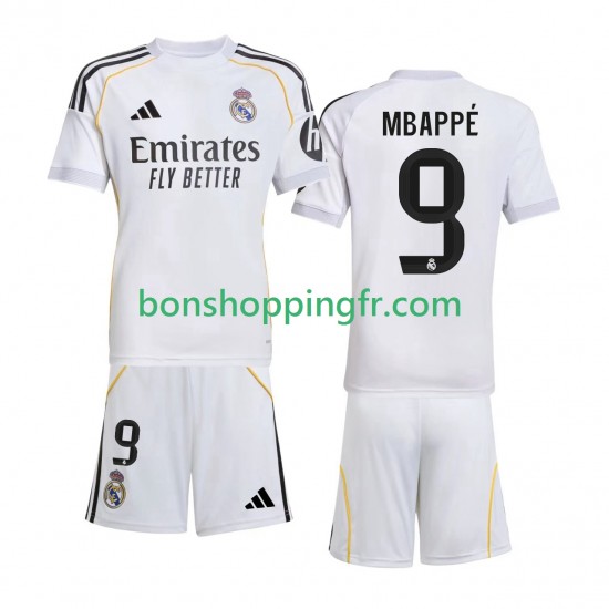 Maillot Domicile Real Madrid Kylian Mbappe 9 2025-2026 Manches Courtes Jeune Enfant(+shorts) Maillot Domicile Real Madrid Kylian Mbappe 9 2025-2026 Manches Courtes Jeune Enfant(+shorts)