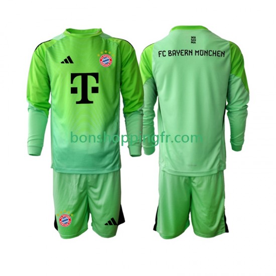 Maillot Domicile Bayern Munich Gardien 2025-2026 Manches Longues Jeune Enfant(+shorts) Maillot Domicile Bayern Munich Gardien 2025-2026 Manches Longues Jeune Enfant(+shorts)