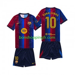 Maillot Domicile FC Barcelone RONALDINHO 10 2026-2027 Manches Courtes Jeune Enfant(+shorts)