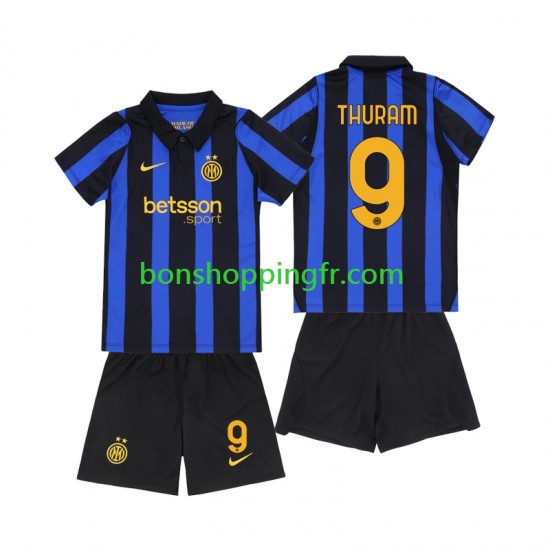 Maillot Domicile Inter Milan Marcus Thuram 9 2026-2027 Manches Courtes Jeune Enfant(+shorts)