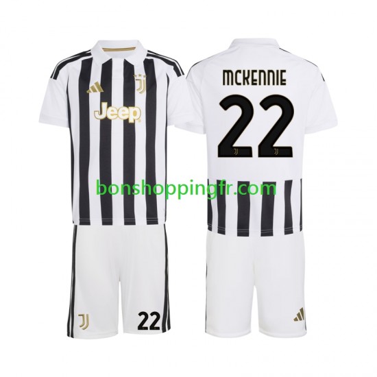 Maillot Domicile Juventus Weston McKennie 22 2026-2027 Manches Courtes Jeune Enfant(+shorts)