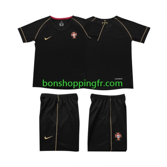 Maillot Rétro Extérieur Portugal 2006 Manches Courtes Jeune Enfant(+shorts)